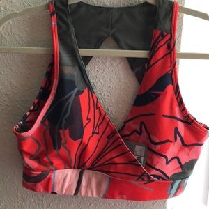 Nikki B season 2 Pineapple Print Large